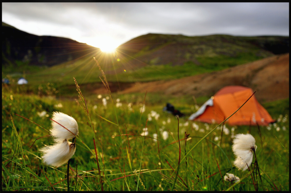 Údolí Reykjadalur, také údolí horké řeky